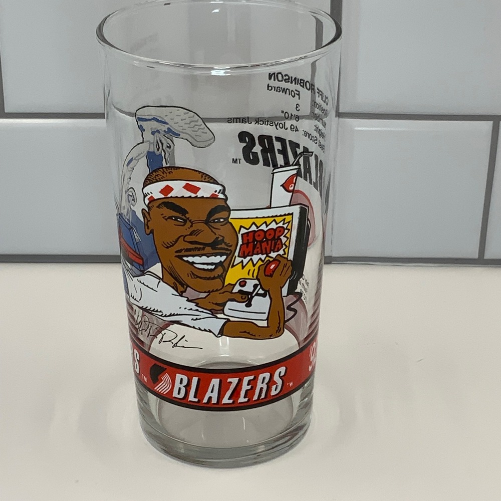 Vintage 1992-93‎ Portland Trail Blazers Cliff Robinson Dairy Queen Glass NBA
